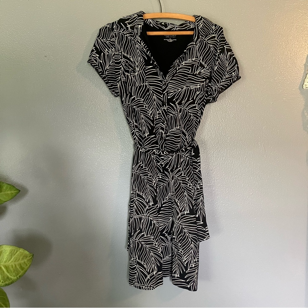 Sonoma Black and White shirt dress